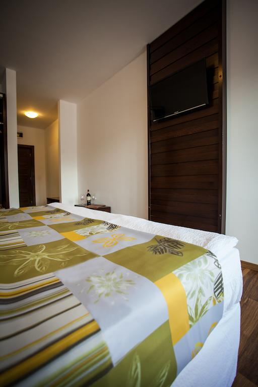 Roata Faget Inn Cluj-Napoca Kamer foto